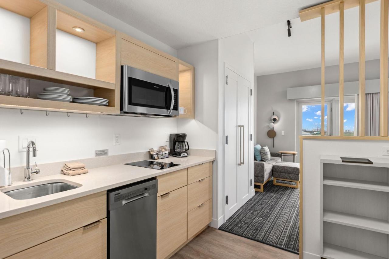 Towneplace Suites By Marriott Cape Canaveral Cocoa Beach Exterior photo